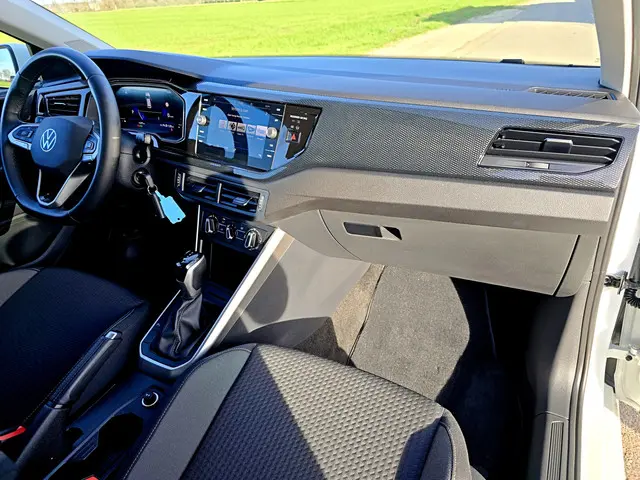 Volkswagen Polo 1.0 TSI Life Edition 2025 Benzine 13