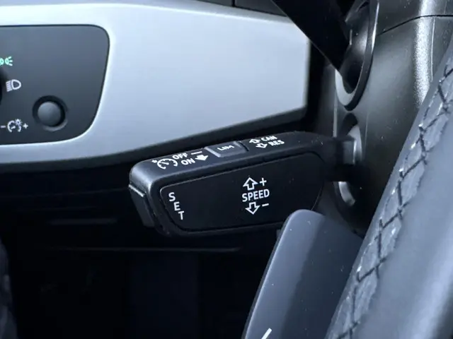 Audi A4 Avant 35 TFSI Advanced Edition 2023 Benzine 27