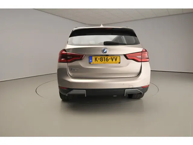 BMW iX3 High Executive 80 kWh 2021 Elektrisch 3