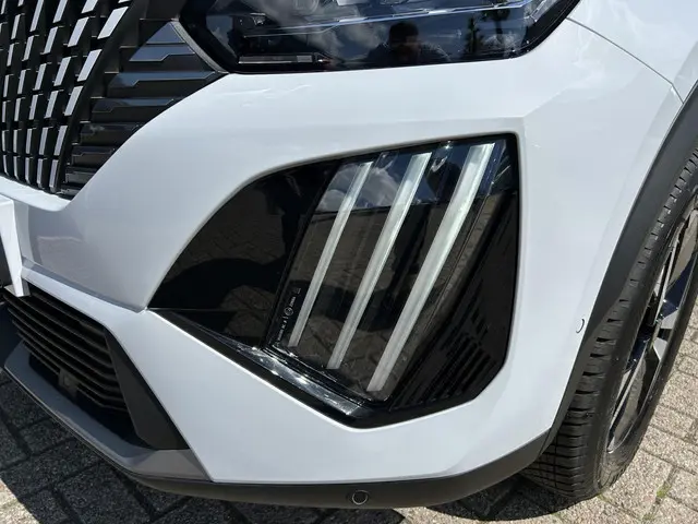 Peugeot 2008 Turbo 130PK GT 2024 Benzine 30