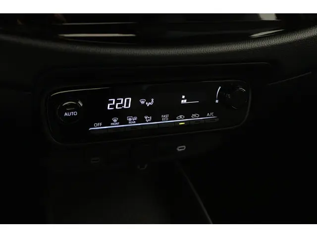 Toyota Aygo X Hybrid 115 play 2026 Hybride Benzine 7