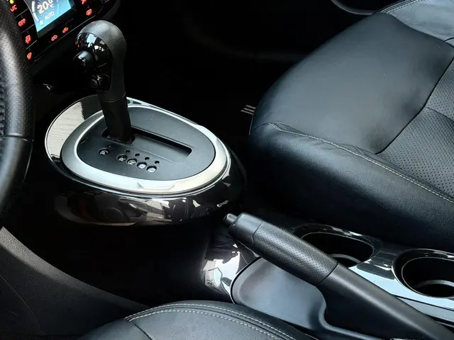 Nissan Juke 1.6 Tekna 2015 Benzine 33