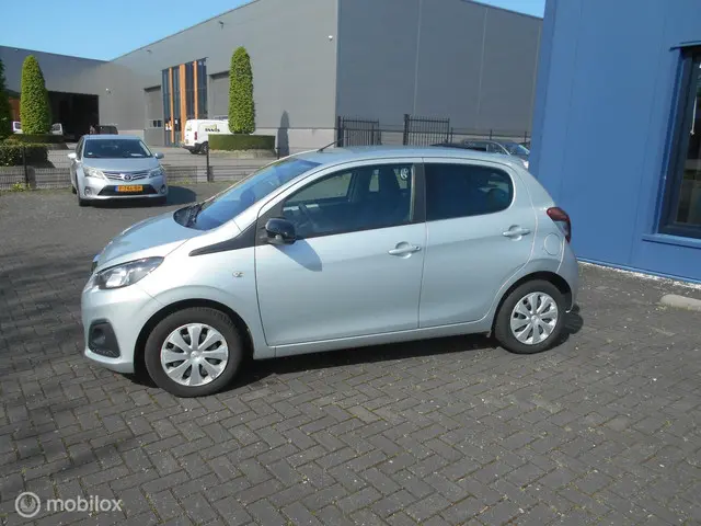 Peugeot 108 3