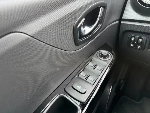 Renault Captur 0.9 TCe Dynamique 2015 Benzine 12