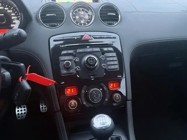 Peugeot RCZ 1.6 THP , APK 09-2026 , LEER , NAVI 2013 Benzine 15