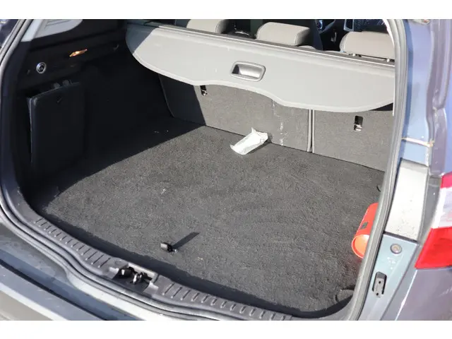 Ford Focus Wagon 1.6 TDCI Lease Trend 2013 Diesel 27