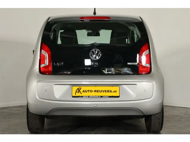 Volkswagen up! 1.0 move up! BlueMotion 2014 Benzine 8