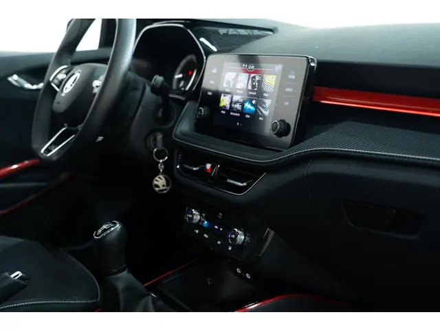 Škoda Fabia 1.0 TSI Monte Carlo 2022 Benzine 28