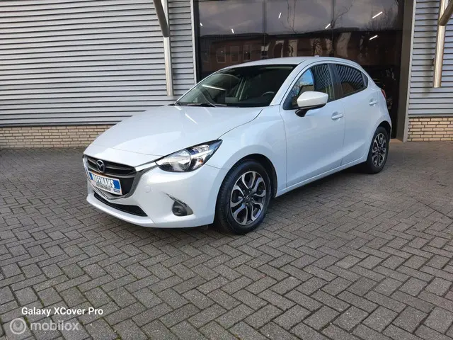 Mazda 2 2