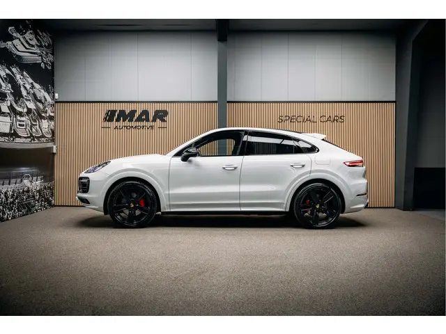 Porsche Cayenne Coupé 3.0 E-Hybrid 2020 Hybride Benzine 6