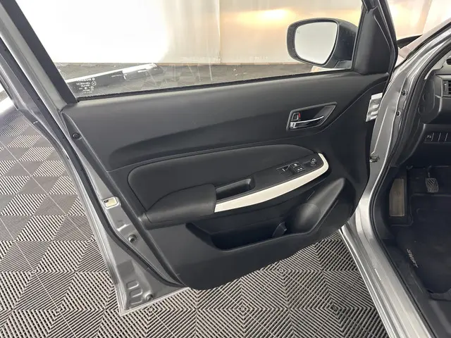 Suzuki Swift 1.2 Comfort 2018 Benzine 21