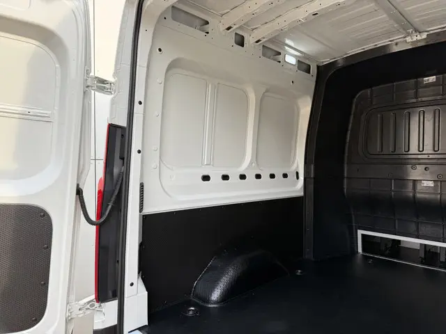 Maxus eDeliver9 89 kWh 2023 Elektrisch 17