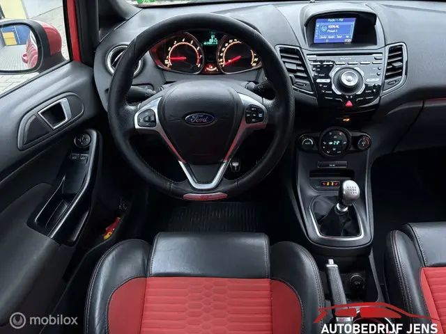 Ford Fiesta 1.6 ST2 | RECARO | Cruise |PDC | Camera 2016 Benzine 5