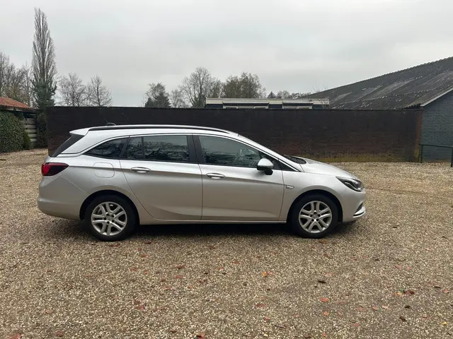 Opel Astra Sports Tourer 1.0 Turbo Business 2019 Benzine 6