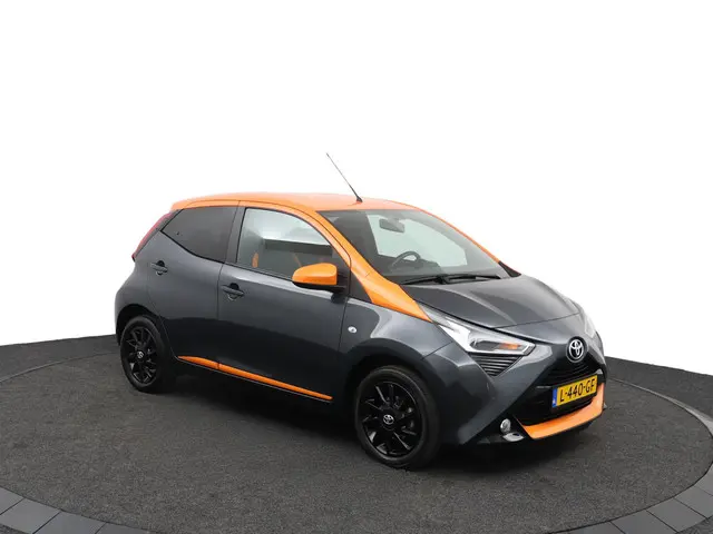 Toyota Aygo 1.0 VVT-i x-JBL 2021 Benzine 14