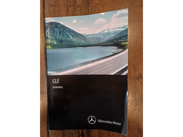 Mercedes-Benz GLE 500 e 4MATIC 2017 Hybride Benzine 65