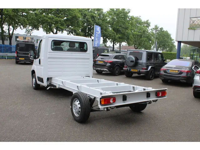 Opel Movano Chassis cabine 2.2D 165 pk L3 3.5t 2023 Diesel 3