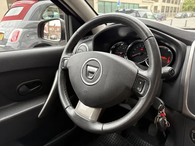 Dacia Logan MCV 0.9 TCe Prestige 2015 Benzine 10