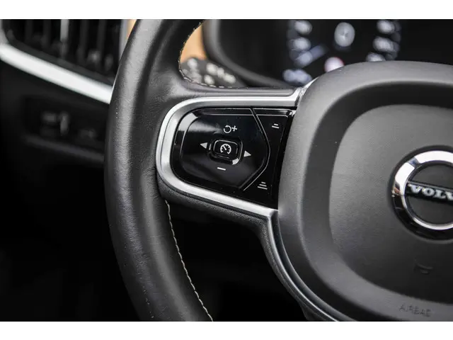 Volvo V90 2.0 T8 AWD Inscription 2020 Hybride Benzine 30