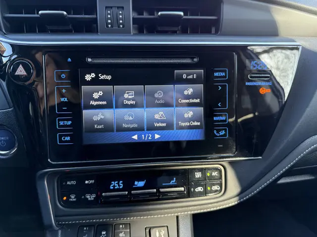 Toyota Auris 1.8 Hybrid Dynamic 2016 Hybride Benzine 21