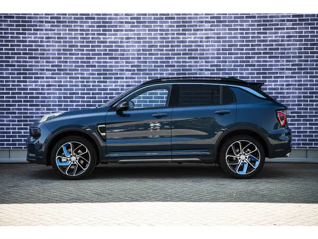 Lynk & Co 01 1.5 Plug-in Hybrid 2025 Hybride Benzine 5