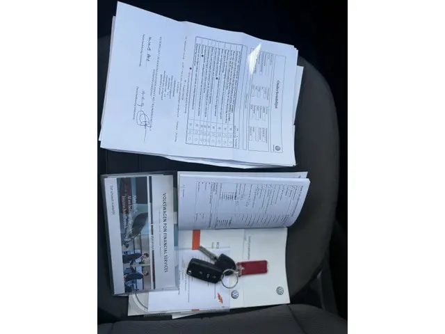 Volkswagen up! 1.0 move up! | BlueM. | Airco | Navi | 2016 CNG 13