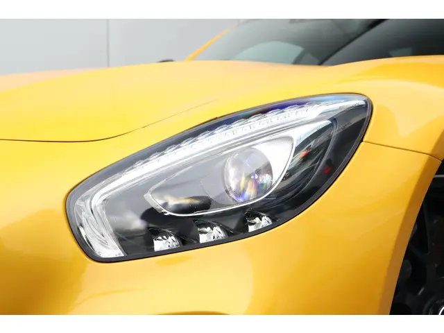 Mercedes-Benz AMG GT 4.0 S 2015 Benzine 4