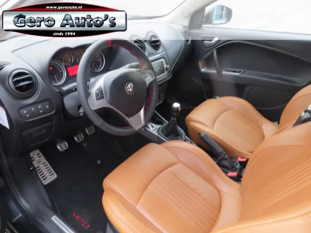 Alfa Romeo MiTo 0.9 TwinAir Distinctive 2014 Benzine 11