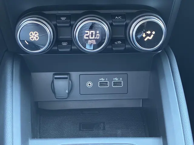 Mitsubishi Colt 1.6 HEV Intense 2026 Hybride Benzine 26