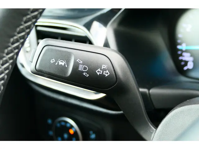 Ford Fiesta 1.0 EcoBoost Titanium 2019 Benzine 42
