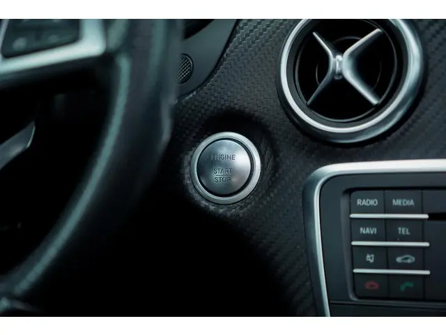 Mercedes-Benz A-Klasse 180 Ambition 2016 Benzine 34