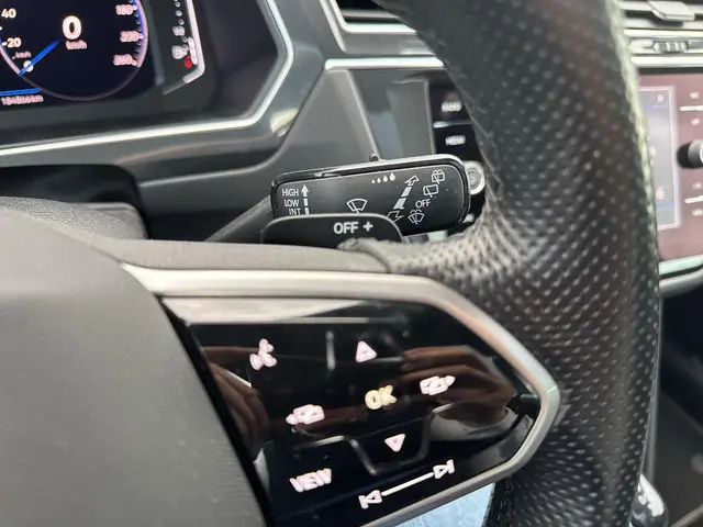Volkswagen Tiguan 1.5 TSI R-Line 2021 Benzine 12