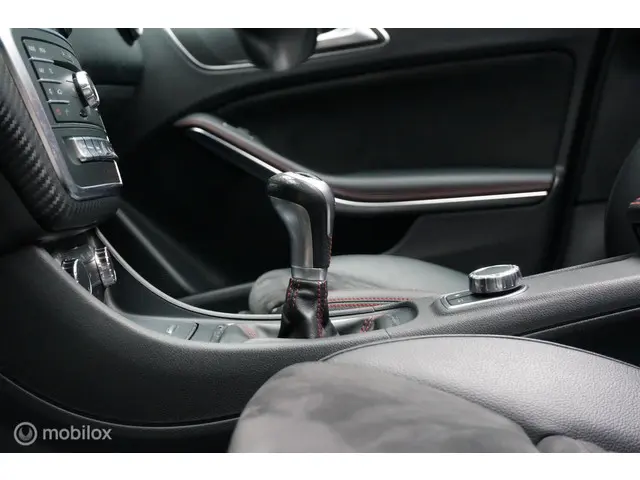 Mercedes-Benz A-Klasse 180 Prestige 2015 Benzine 11