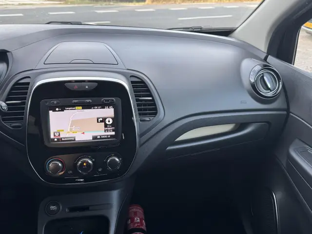 Renault Captur 0.9 TCe Limited 2020 Benzine 23