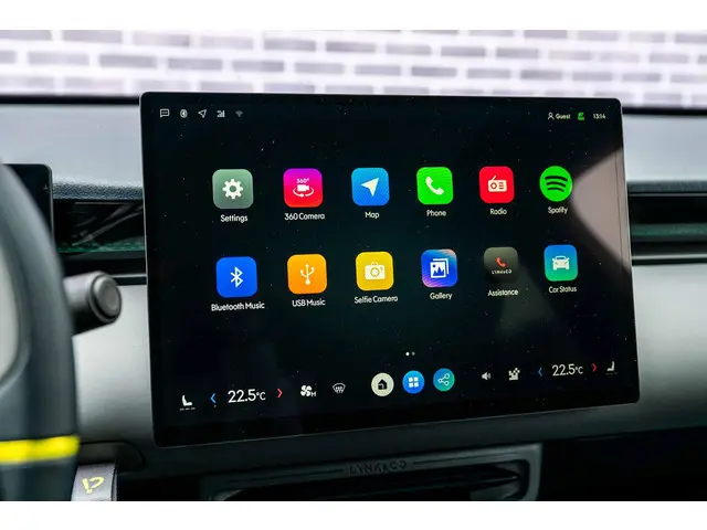 Lynk & Co 02 More 66 kWh 2026 Elektrisch 20