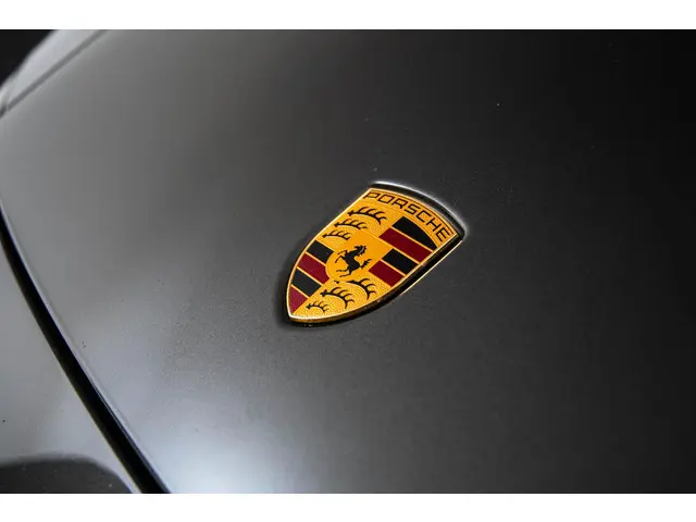 Porsche 911 3.0 Carrera 4 GTS 2022 Benzine 22
