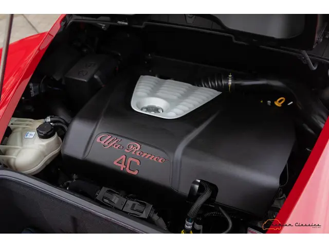 Alfa Romeo 4C 1750TBI TCT 2016 Benzine 8