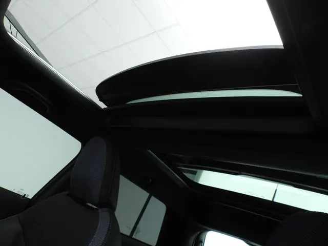 MINI 3-Deurs Cooper C 2025 Benzine 13