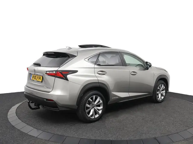 Lexus NX 300h AWD F Sport Line 2014 Hybride Benzine 2