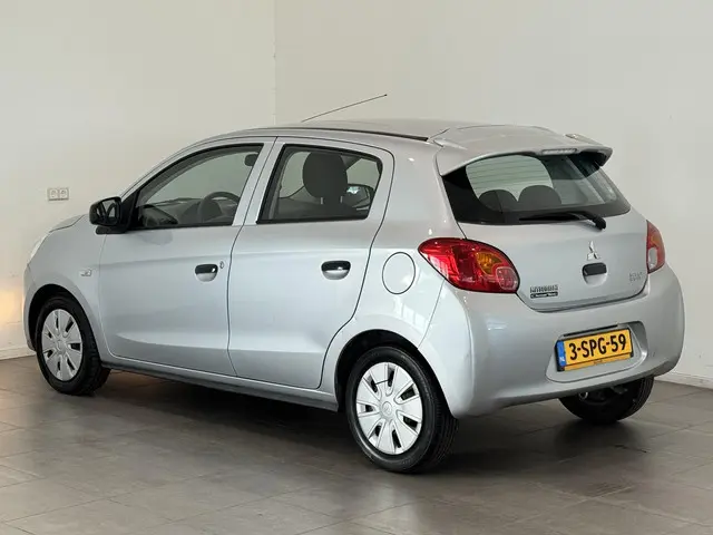 Mitsubishi Space Star 1.0 Inform 2013 Benzine 5