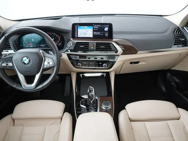 BMW X4 xDrive20i High Executive Edition 2021 Benzine 2