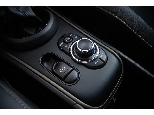 MINI Countryman Cooper SE ALL4 2022 Hybride Benzine 35