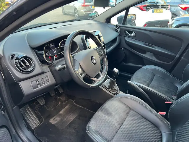 Renault Clio 0.9 TCe Limited 2017 Benzine 8