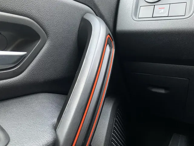 Dacia Duster 1.3 TCe Extreme 2022 Benzine 32