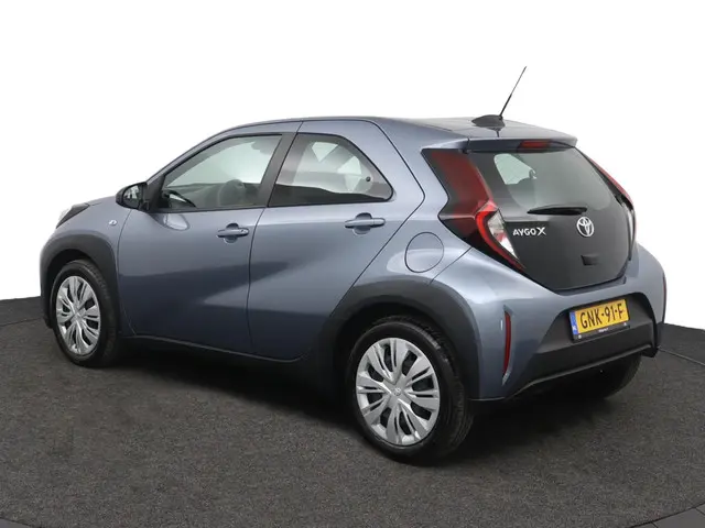 Toyota Aygo X 1.0 VVT-i MT Play 2024 Benzine 12