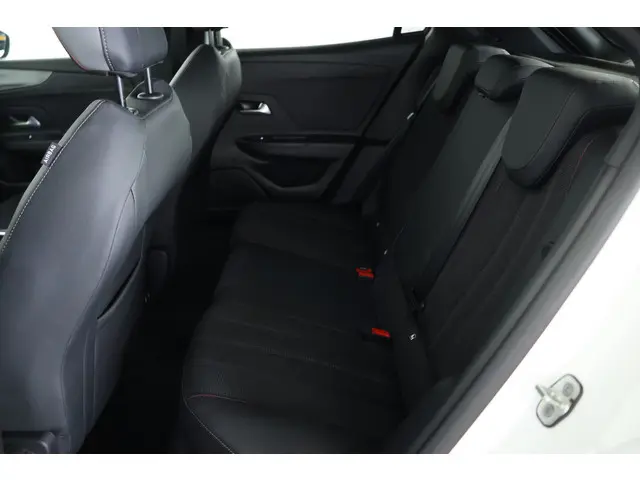 Opel Mokka-e Elegance 50-kWh 11kw bl. 2022 Elektrisch 11