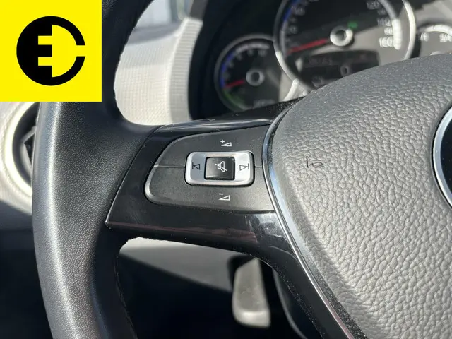 Volkswagen e-up! | Stoelverwarming | Camera 2020 Elektrisch 17