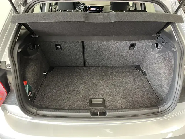Volkswagen Polo 1.0 TSI Comfortline 2020 Benzine 8