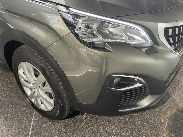 Peugeot 3008 1.2 PureTech Active 2017 Benzine 21