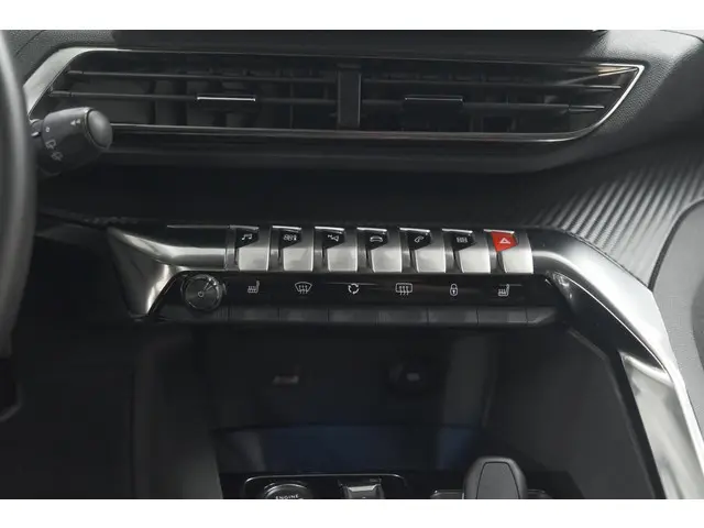 Peugeot 5008 PureTech 130 EAT8 Active Pack 2023 Benzine 48